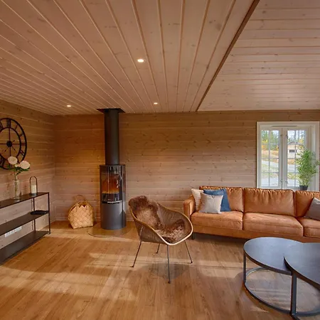 Casa de Férias Cozy And Modern In Beitobygda
