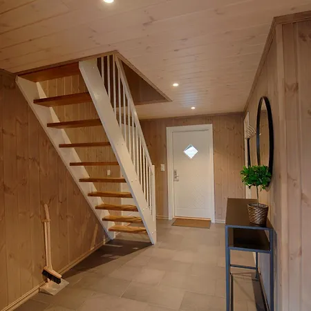Holiday home Cozy And Modern In Beitobygda *