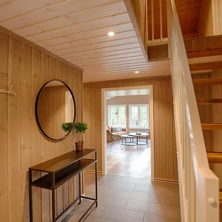 Cozy And Modern In Beitobygda Casa de Férias