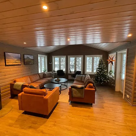 Cozy And Modern In Beitobygda